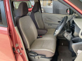 快適に運転できるドライブポジション!シートリフターもあるので無理のない運転姿勢がとれます。