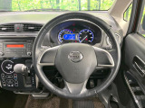 【純正革巻きステアリング】上質な革を使用することで、手にしっかり馴染みとても運転しやすいハンドルです♪