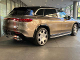 EQS SUV 680 ファーストクラス パッケージ 4WD 
