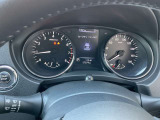 メーター内で様々な車の設定やデータの確認もできちゃいます!