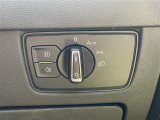 【 オートライト 】オートライトなのでライトの点け忘れを気にすることなく運転が出来ます。