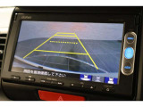 バックカメラが装備されており、後方の安全確認はもちろんのこと狭い場所での駐車や雨の日・夜間など視界の悪いコンディションでのストレスの軽減にもなります!
