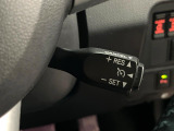 【クルーズコントロール】高速道路もラクラク走行。アクセルを離しても一定速度で走行ができ、長距離運転時の負担を軽減!加速・減速も簡単なスイッチ操作で調整できます。