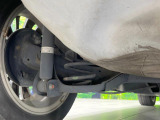 お車を安心してお乗りいただく為には、足回りの定期点検が欠かせません。サービスサポート(有償保証)では無料点検もご提供しており、安心のカーライフをお過ごしいただけるサポート体制が整っています。