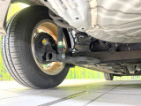 お車を安心してお乗りいただく為には、足回りの定期点検が欠かせません。サービスサポート(有償保証)では無料点検もご提供しており、安心のカーライフをお過ごしいただけるサポート体制が整っています。
