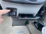 シフトの下部には、充電用にUSBコネクターが2つ付いています。
