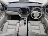 XC90 リチャージ PHEV T8 AWD インスクリプション 4WD 