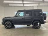 こちらの車両は「メルセデス・ベンツあざみ野」にて展示中でございます。営業時間は10:00〜18:00、年末年始・毎週水曜日が定休日となります。お問合せはフリーダイヤルもしくは045-904-1484までご連絡ください。