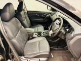 クリーニングをしっかり行っていますので、運転席・助手席どちらもきれいになっております!
