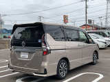 セレナ 1.2 e-POWER ハイウェイスターV 