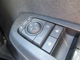 駐車時や狭い道でのすれ違い時に気を使うミラー。電動格納式ドアミラーはそんな時に便利です。