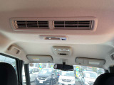 当店は全国のお客様からお買い求め頂いております。お気軽にご連絡ください!!(後席への送風機のスイッチです。)