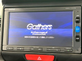 【純正ナビ】人気の純正ナビを装備。オーディオ機能も充実しており、Bluetooth接続すればお持ちのスマホやMP3プレイヤーの音楽を再生可能!毎日の運転がさらに楽しくなります!!
