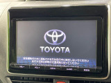 【純正9型ナビ】人気の純正ナビを装備しております。ナビの使いやすさはもちろん、オーディオ機能も充実!キャンプや旅行はもちろん、通勤や買い物など普段のドライブも楽しくなるはず♪