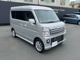 人気のグレードのお車ですので、お問い合わせはお早めに。TEL:042-721-8123