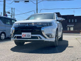 アウトランダーPHEV 2.4 G プラスパッケージ 4WD 