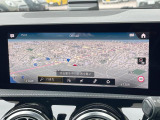 ●純正ナビ:一体感のあるナビは、高級感ある車内を演出してくれます。Bluetooth再生などオーディオ機能も充実しておりますので、運転もより楽しめます♪