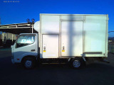 デュトロ 冷蔵冷凍車 