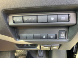 運転席右下スイッチで両側オートスライドドアが開閉できスムーズに乗り降りが可能♪