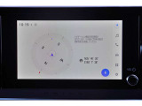 【ディスプレイオーディオ 】 ディスプレイに、オーディオ機能とスマホ連携機能を搭載。*DVD/CDデッキは搭載されていません。