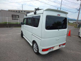 30台近くの展示車両をご用意し、ご来店お待ちしております。在庫は随時入れ替わっていますので、希望の車がない場合もちょくちょくサイトをご確認ください。
