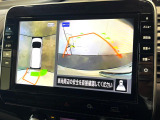 【アラウンドビューモニター】専用のカメラにより、上から見下ろしたような視点で360度クルマの周囲を確認することができます☆死角部分も確認しやすく、狭い場所での切り返しや駐車もスムーズに行えます。