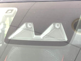 【トヨタセーフティセンス】走行中に前方の車両等を認識し、衝突しそうな時は警報とブレーキで衝突回避と被害軽減をアシスト。より安全にドライブをお楽しみいただけます。