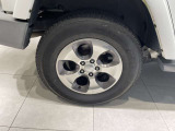 この度は、弊社中古車をご覧いただき誠にありがとうございます。お問い合わせの際は、弊社無料通話 TEL: 0078-6002-8073200008 までお電話くださいませ。たくさんのご連絡、お待ちしております。