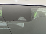 【インテリジェントエマージェンシーブレーキ】フロントカメラで前方の車両や歩行者を検知。衝突しそうな時は衝突被害軽減ブレーキが作動、衝突回避をサポート。より安全にドライブをお楽しみいただけます。