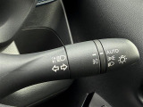 【 オートライト 】オートライトなのでライトの点け忘れを気にすることなく運転が出来ます。