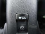非常時やキャンプ等に役立つAC100Vコンセント付きです。