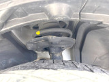 お車を安心してお乗りいただく為には、足回りの定期点検が欠かせません。サービスサポート(有償保証)では無料点検もご提供しており、安心のカーライフをお過ごしいただけるサポート体制が整っています。