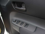 お電話はフリーダイヤルでどうぞ★0078-6002-334194★(携帯PHS可) ★場所は、国体道路沿い パークドーム(KKウイング)そば オレンジの旗が目印です★