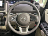 【ステアリングスイッチ】運転中、前方から目線をそらすことなく、オーディオ等の操作が可能な便利機能!安心&快適なドライブを演出してくれます♪