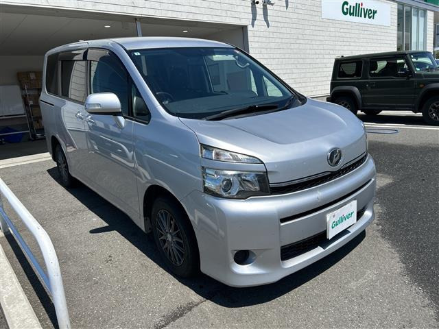 ヴォクシー 2.0 トランスX 4WD 4WD 修復歴無し