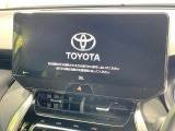 【12.3インチワイドナビ】高級感とインパクトのある大型ワイドナビを装備。各種オーディオ操作はもちろん、横長ワイド画面でのマップ2分割表示など、利便性も高いナビです♪