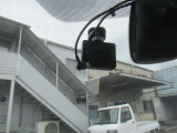 もし事故を起こしてしまったら・・運転中の映像と音を記録するドライブレコーダーです!万が一の備えに☆ドライブの思い出に☆