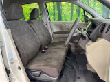 運転席シート廻りは使用感も少なく、良好な状態となっています。丁寧に使われていたことがよくわかりますね。