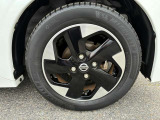 タイヤサイズは、155/65R14インチ
