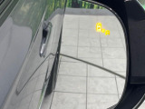 【ブラインドスポットワーニング】走行中、ドアミラーの死角になりやすい箇所に後続車が接近するとサイドミラー付近に警告を表示、ドライバーに注意喚起をしてくれます。