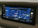 新インフォテイメントシステム「Pivi Pro」に搭載される3Dサラウンドカメラシステム。車輌AIにより車輌を含む周囲の映像を立体的に表示。よりスムーズな駐車や発進が可能となります。
