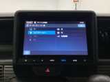 メモリーナビにフルセグTV機能あり。 ドライブや旅行に欠かせない装備です。
