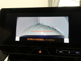 バックガイドモニターで、後方を確認しながら安心して駐車することができます。運転初心者も熟練者も必須の機能ですよ!