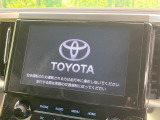 【9インチ ディスプレイオーディオ】大画面ディスプレイへお持ちのスマートフォンと連携して、ナビやbluetoothでの音楽再生が可能です♪デザインはもちろん操作性も良好!別途ナビ機能の取付可能です♪