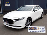令和3年式マツダMAZDA3入庫しました。広島ナンバーにて法人リースとして使用されておりました。