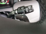 【パドルシフト】運転席から任意で、変速を自由自在に操ることができます。