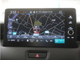 バックカメラ搭載です!車庫入れが苦手な人はもちろん、車両感覚に自信がある人にもお勧めです!見えない箇所が見えるようになるので、低い障害物や隠れてしまっている子供の存在等にも気付く事が出来ます。
