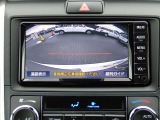バックカメラ装備しております。駐車時に大変役に立ちますよ。駐車が苦手な方にも便利機能です。