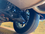 お車を安心してお乗りいただく為には、足回りの定期点検が欠かせません。サービスサポート(有償保証)では無料点検もご提供しており、安心のカーライフをお過ごしいただけるサポート体制が整っています。