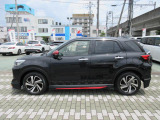 ボディから内装、エアコンまであなたのお車を丸ごとクリーニングする「まるまるクリーン」をご用意。トヨタ車はもちろん、軽自動車、他社車もOKです。